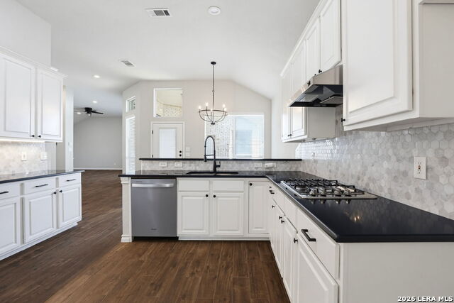 27 Fonthill Way Property Photo 8
