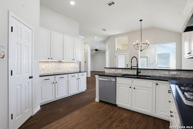 27 Fonthill Way Property Photo 9
