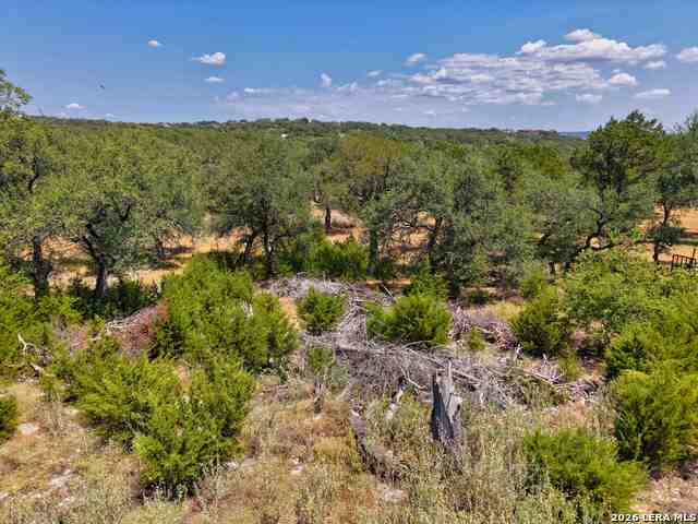 559 Clay Rdg Property Photo 2