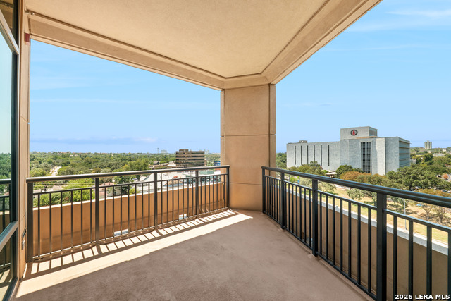4242 Broadway Property Photo 1
