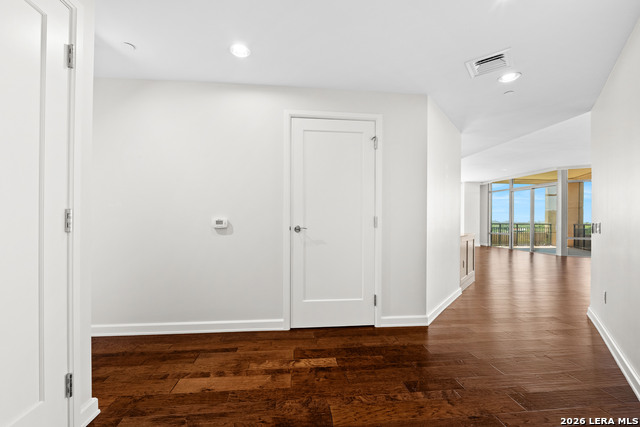 4242 Broadway Property Photo 2