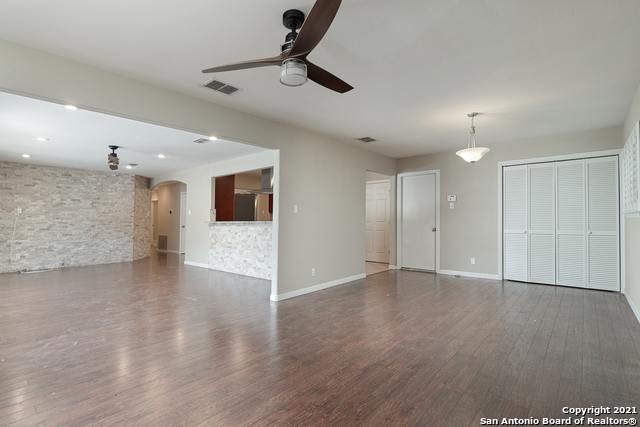 10211 Rafter O Trl Property Photo 5