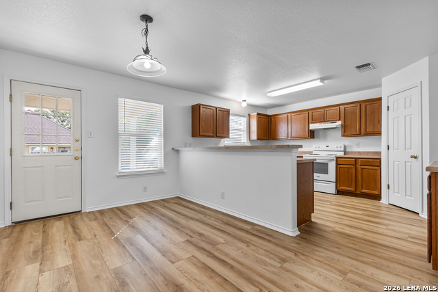 2142 Red Rock Crossing Property Photo 11
