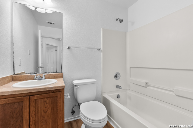 2142 Red Rock Crossing Property Photo 27