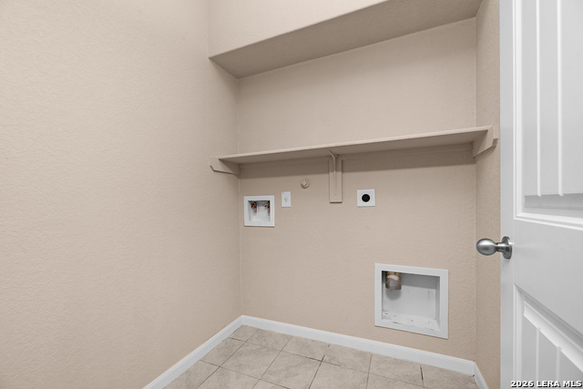 481 Centinela St Property Photo 11