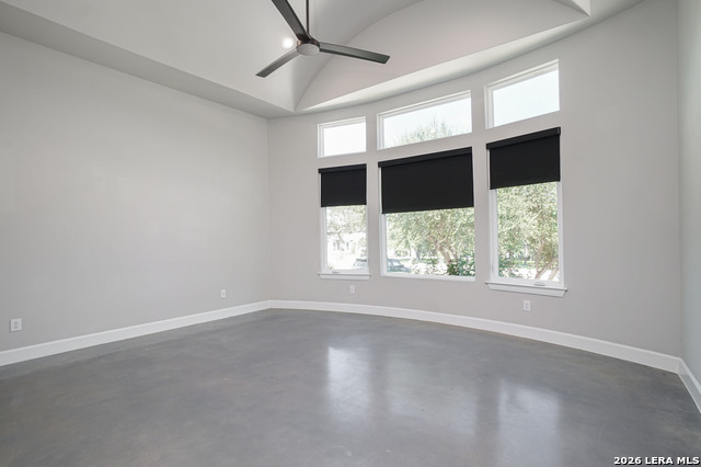 922 Maximino Ridge Property Photo 16