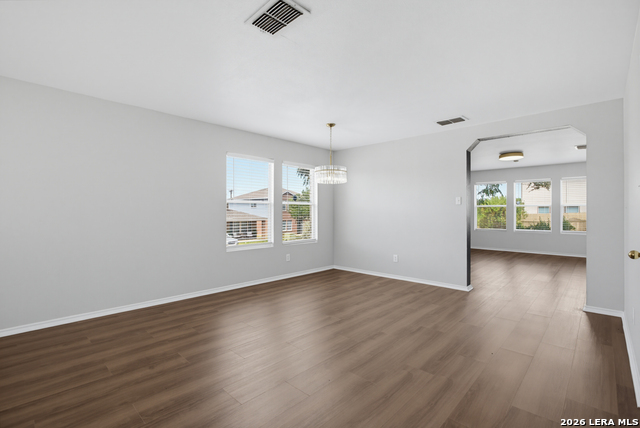 1503 Golden Wing Property Photo 2