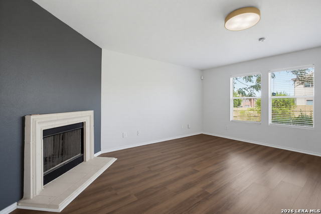 1503 Golden Wing Property Photo 5