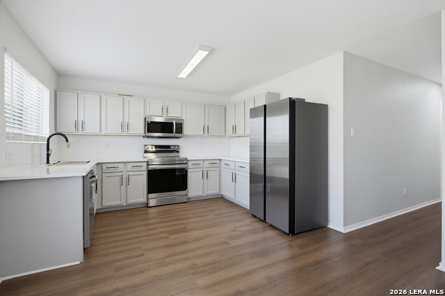 1503 Golden Wing Property Photo 10