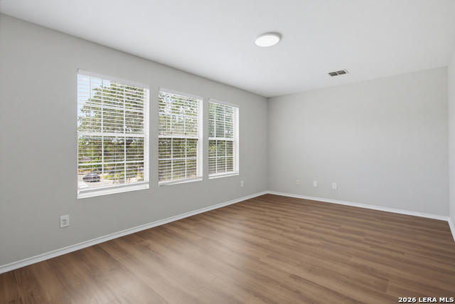 1503 Golden Wing Property Photo 18