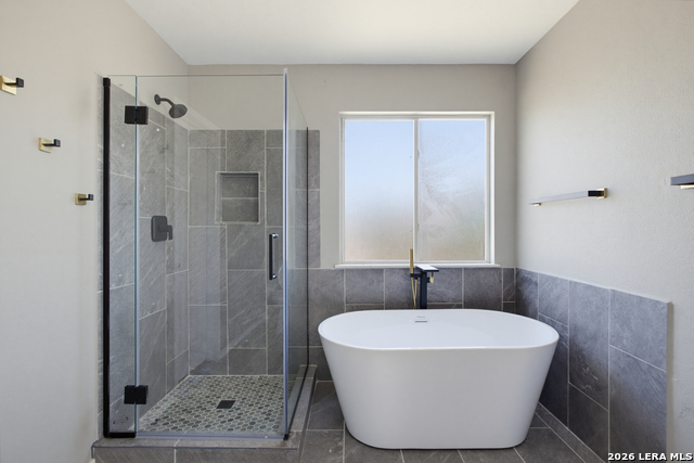 1503 Golden Wing Property Photo 24