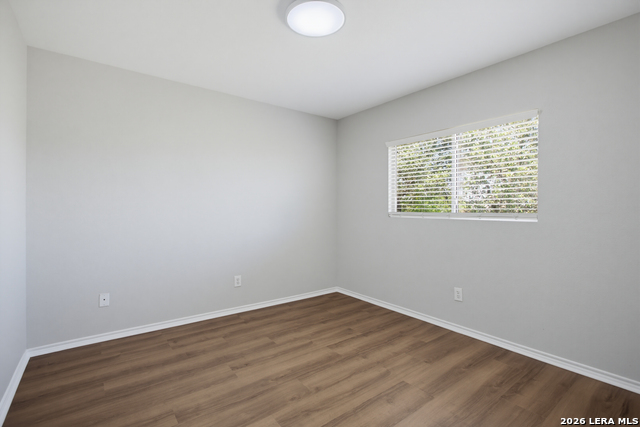 1503 Golden Wing Property Photo 28