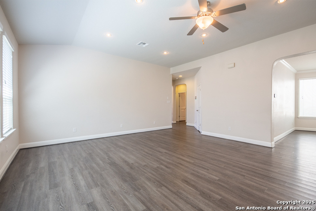6819 Black Diamond Property Photo 4