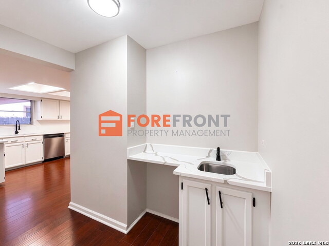 5346 San Benito Property Photo 8