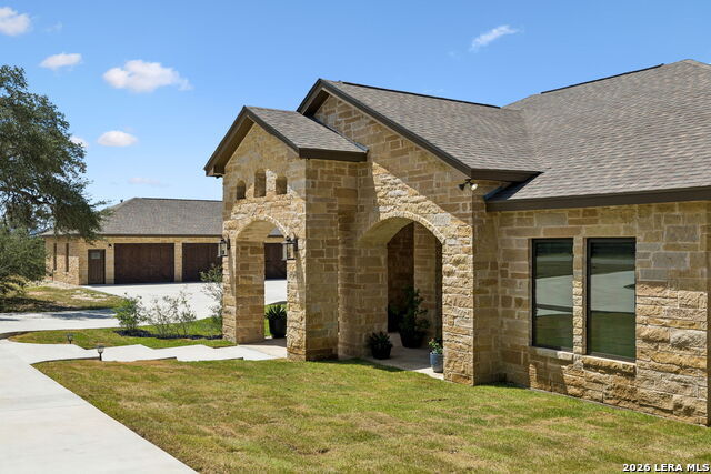 879 Latigo Blvd Property Photo 2
