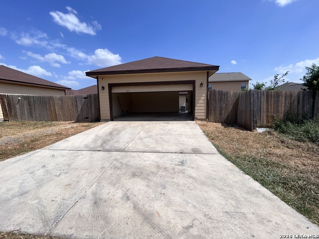 5981 Midcrown Dr Property Photo 12