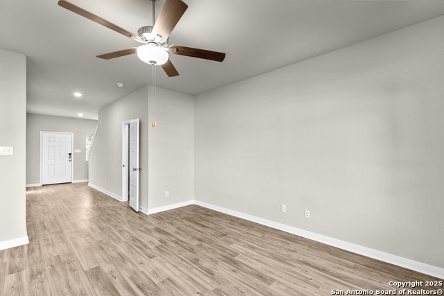 4278 Winston Way Property Photo 3