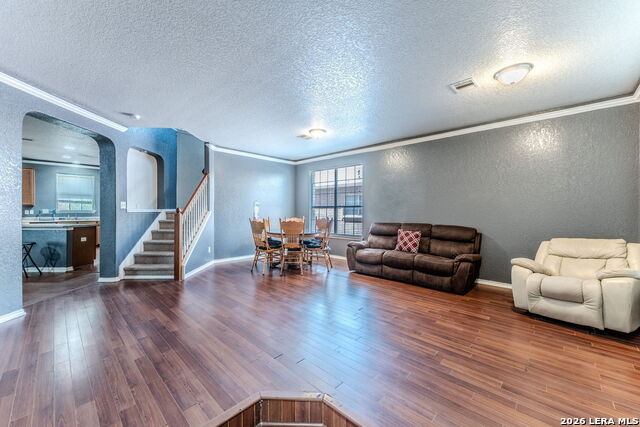 7219 Albany Rdg Property Photo 2