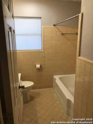 434 Rexford Dr Property Photo 8