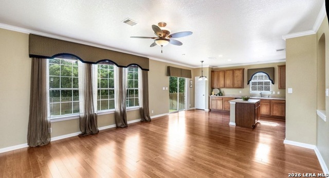 8023 Jalane Oaks Property Photo 3