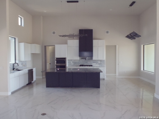 650 Shady Holw Property Photo 21