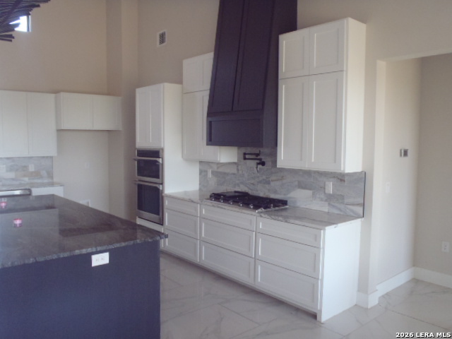650 Shady Holw Property Photo 24