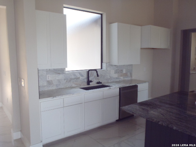 650 Shady Holw Property Photo 25