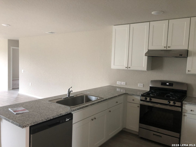 13431 Ashworth Blvd Property Photo 14