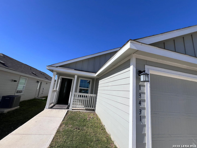 13431 Ashworth Blvd Property Photo 17