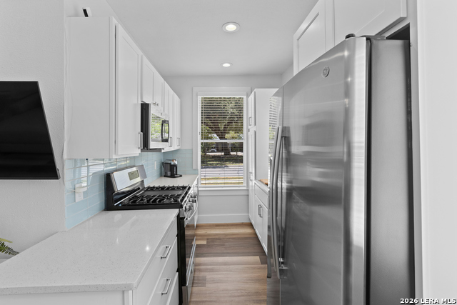 216 Eleanor Ave Property Photo 14