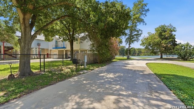 152 Lakeside Property Photo 8