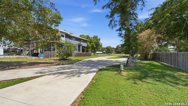 152 Lakeside Property Photo 14