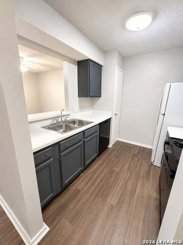 3715 Bremen St Property Photo 4
