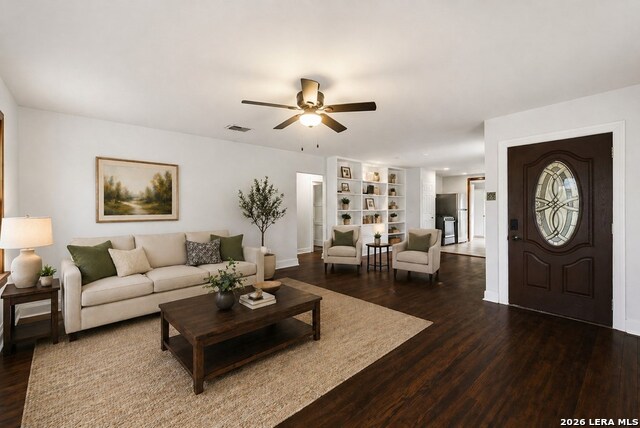 111 N Lewis Ave Property Photo 5