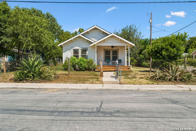 1620 N Olive St Property Photo 2