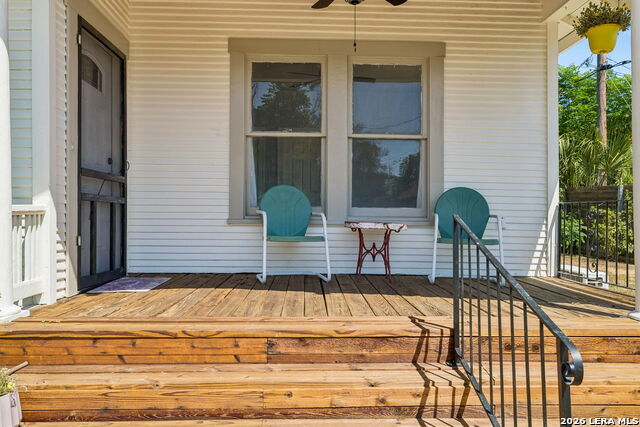 1620 N Olive St Property Photo 4