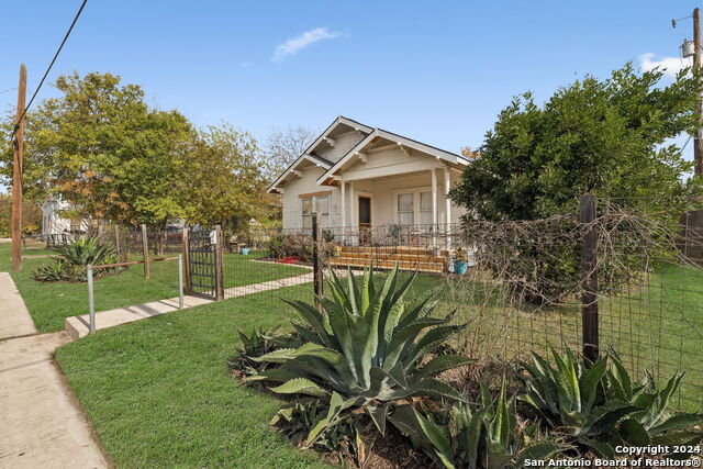 1620 N Olive St Property Photo 20