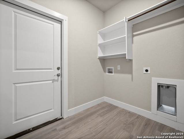 5338 Howard St Property Photo 20