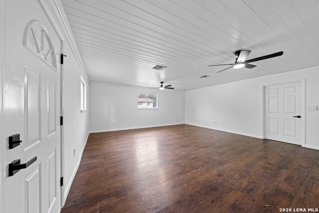 516 Westminster St Property Photo 11