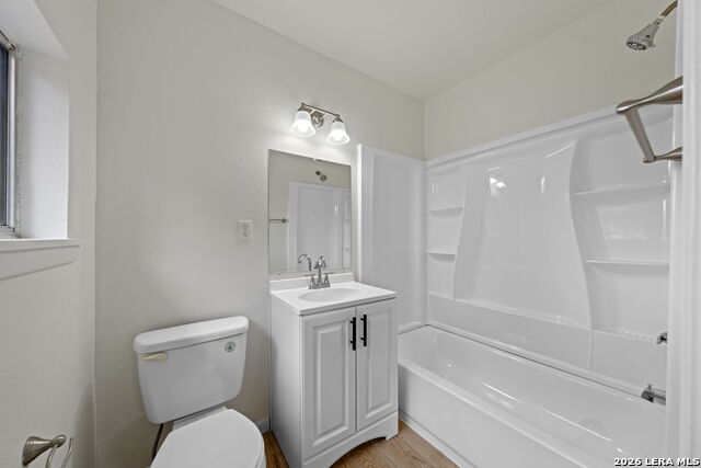516 Westminster St Property Photo 19