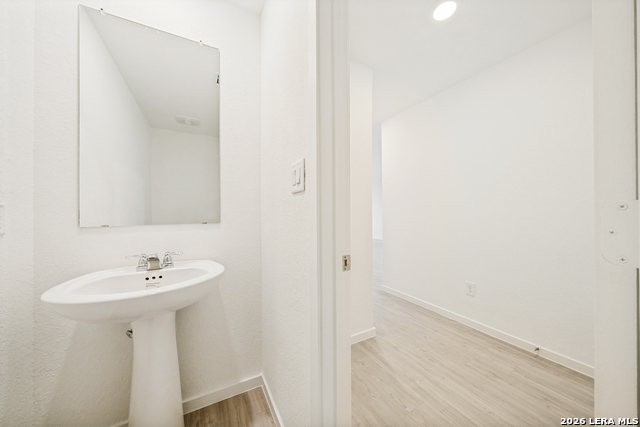 12850 Ratcliff Lake Property Photo 8
