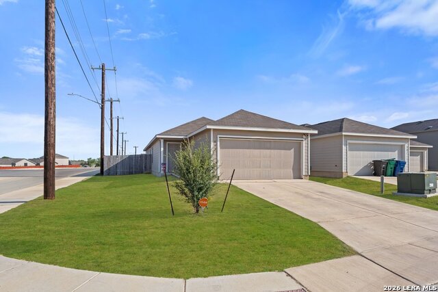 903 Stricker Path Property Photo 2