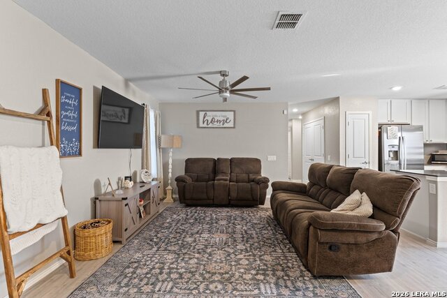 903 Stricker Path Property Photo 5
