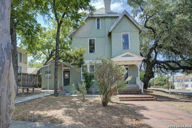1818 San Pedro Property Photo 3