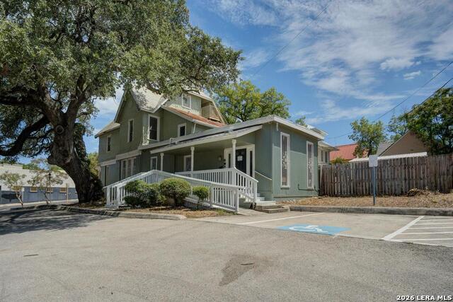 1818 San Pedro Property Photo 9
