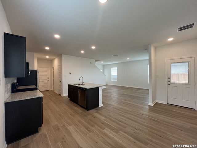 501 Jean St Property Photo 7