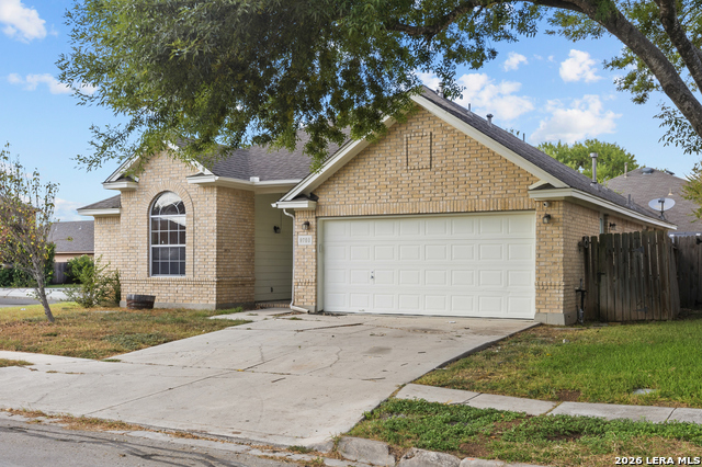 9703 Copper Oak Property Photo 3