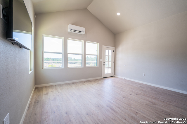 1225 Texas Oaks Property Photo 8
