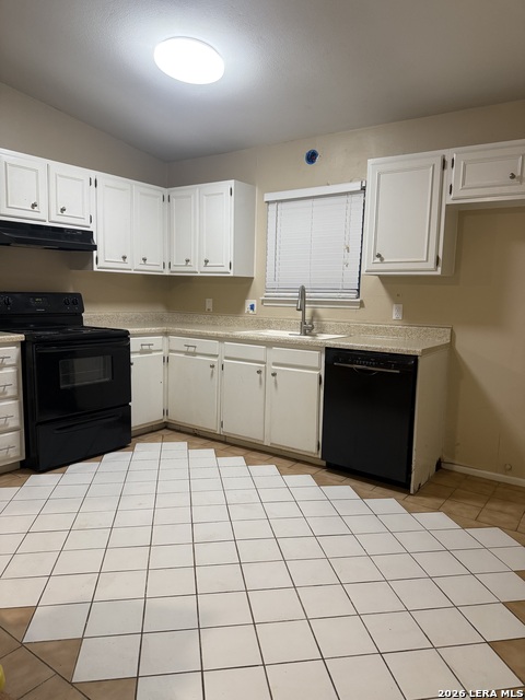 13410 Syracuse St Property Photo 4