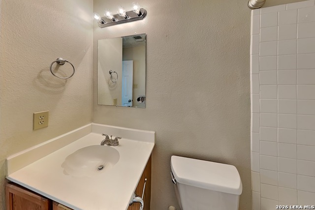8055 Chestnut Cedar Dr Property Photo 8
